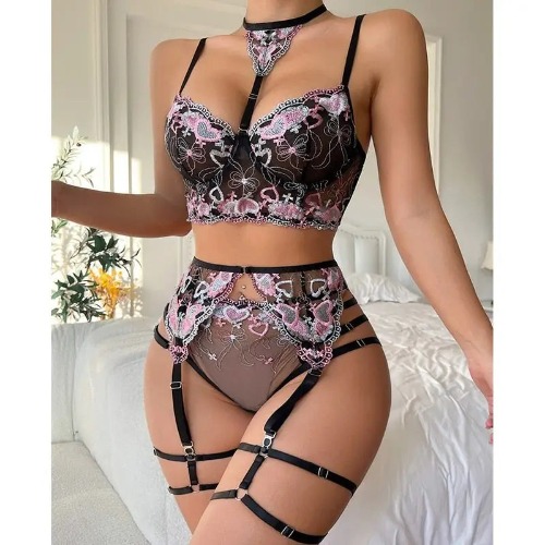 Enamored Lingerie Set for Playful Charm and Pastel Goth Allure - L