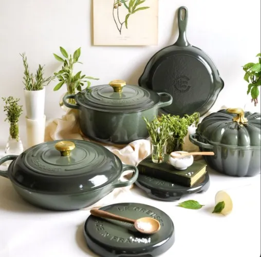 Le Creuset 💚