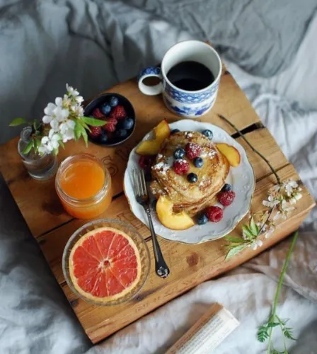 Breakfast 