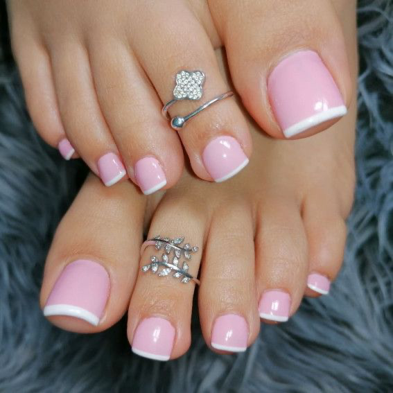 Pedicure + nail polish