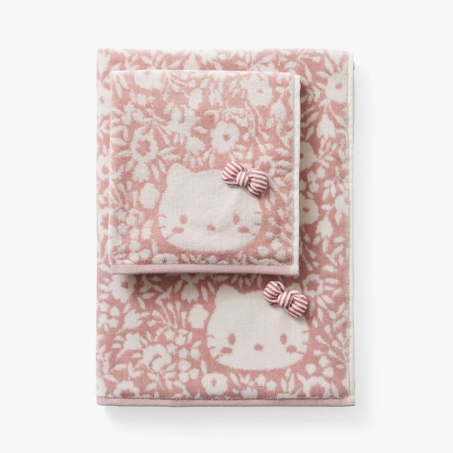 Hello Kitty® Heritage Floral Bath Towel | Pottery Barn Teen