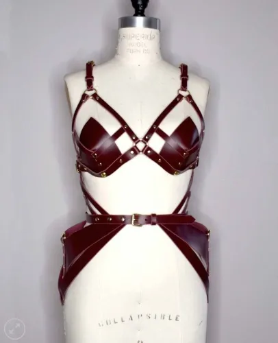 Hecate Leather Set