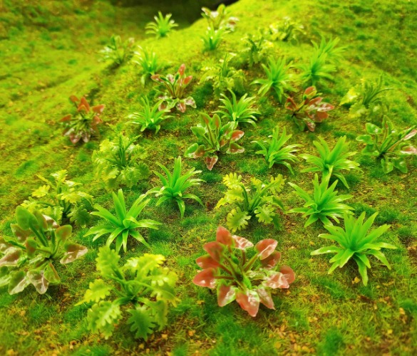90pcs Mini Artificial Plants