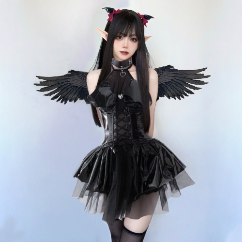 Latex Succubus Lingerie: Gothic Halloween - Black / L