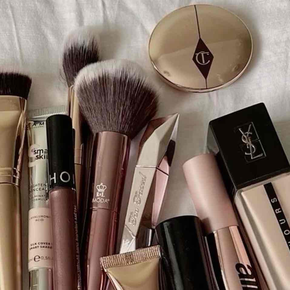 makeup essentials 