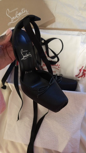 Cassia Lace Up Louboutin 