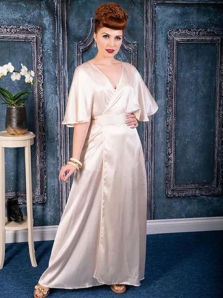 1930s Lounging Robe Peach by What Katie Did