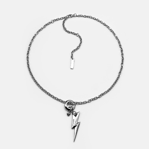 LOVE STRUCK NECKLACE | SILVER