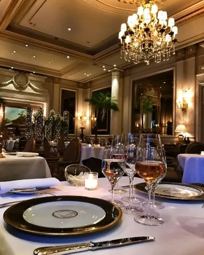 Luxurious dinner 🍸