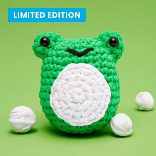 Limited Edition Frog Crochet Kit | With crochet hook