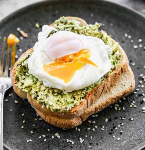 Feed Foxy!! Breakfast all dayyyyy!!!