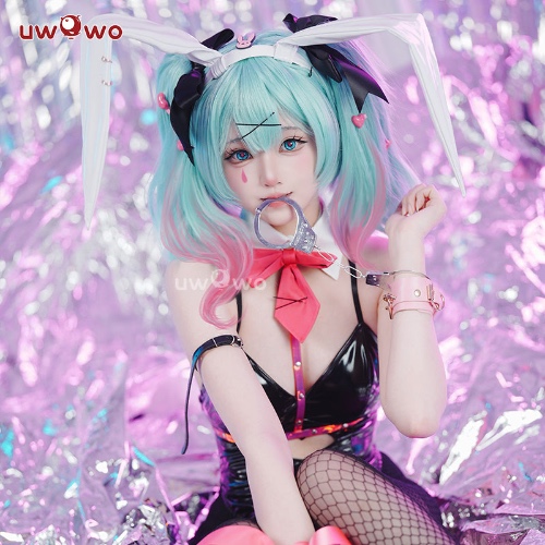 【Pre-sale】Uwowo V Singer Rabbit Hole Bunny Cosplay Costume - L