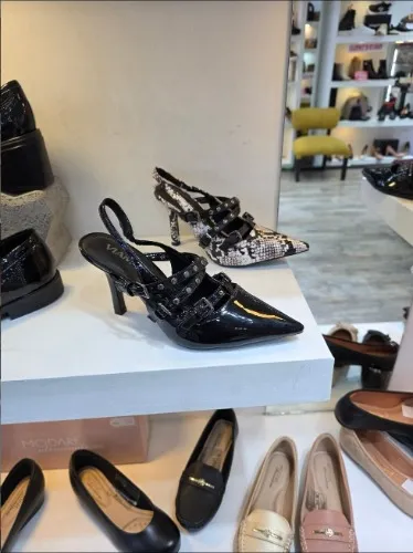 👠