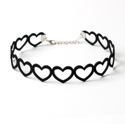 Velvet Heart Choker - Hollow