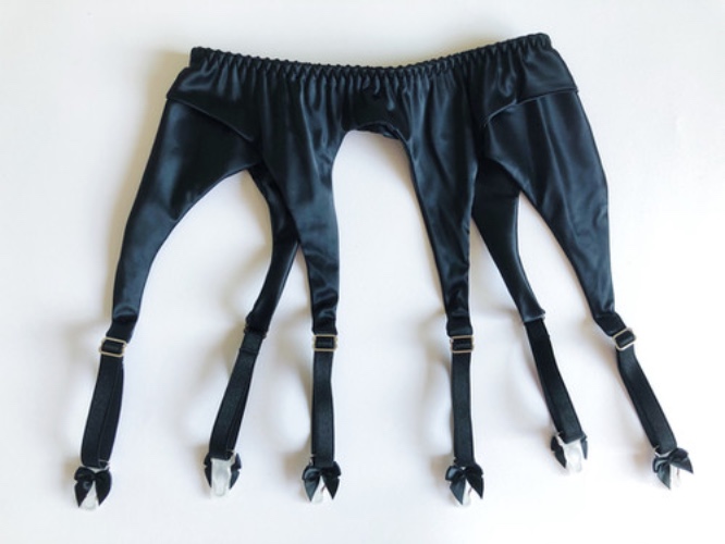 Marie Antoinette Black Suspender belt