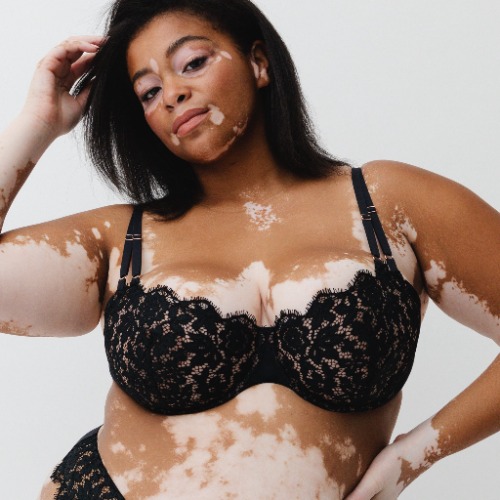 Frisson Balconette Bra Black + - 32C / Black