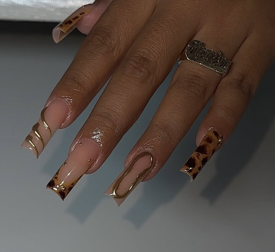 Handle my nail appointment