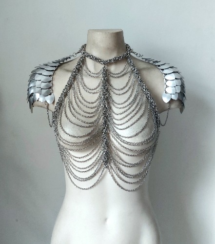 Byzantium Silver Chains Harness With detachable Shoulder Armour | Silver Brushed Scale / Small 34/36 Chest