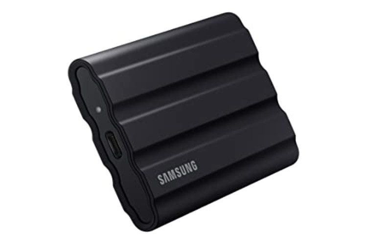Samsung Memorie T7 Shield MU-PE2T0S SSD Esterno portatile da 2 T, USB 3.2 Gen 2, 10 Gbps, Nero - Nero - 2 TB