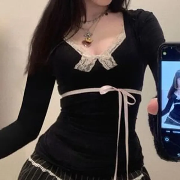 Long Sleeve V-Neck Lace-Trim Bow Accent Slim-Fit Top