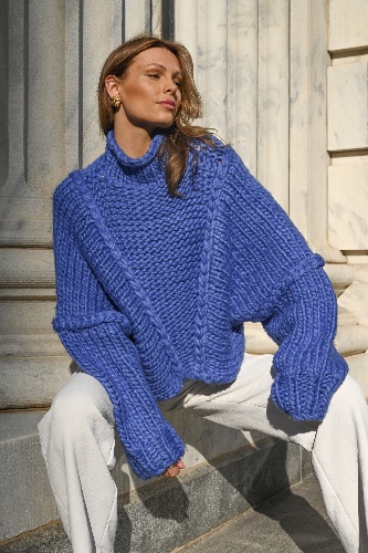 Jessa Chunky Sweater — Blue | S/M