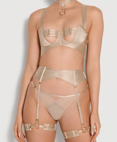 Tomoe Set from Bordelle