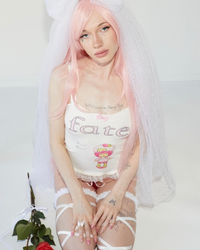 PINK FATE . top ˚.˚ଘo