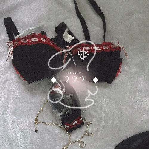 𝜗𝜚⋆₊˚ Deserve Everything Gift