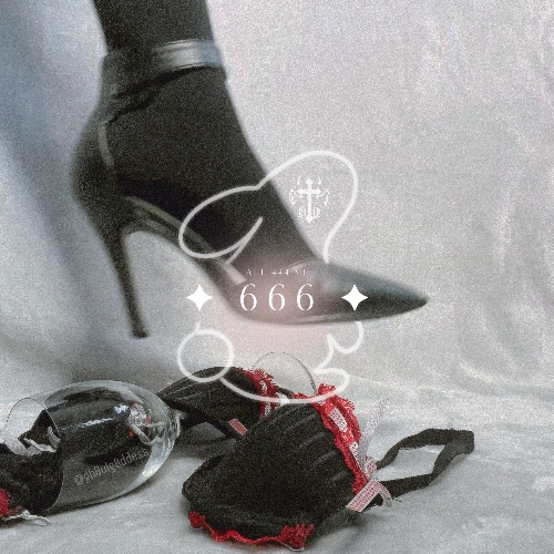 𝜗𝜚⋆₊˚ Old Money Gift