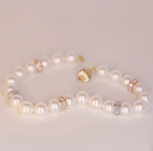 White Pearl & Diamond Bracelet - 7 inch