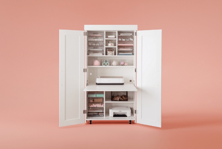 DreamBox Center | FREE Crown ($74.99 value) / Shaker Doors