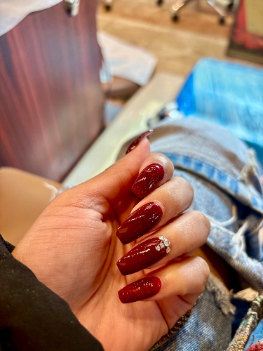 Nails 