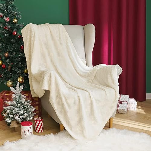 MIULEE Weihnachten Kuscheldecke Granulat Fleecedecke Flanell Decke Weich Flauschig Einfarbig Wohndecken Couchdecke Sofadecke Blanket für Bett Sofa Schlafzimmer Büro, 150x200 cm Cremeweiß - 150x200 cm - Cremeweiß