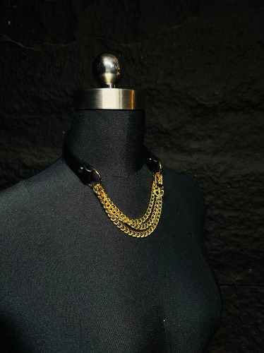 CHICCHOK [Breathless] Pulling Fashion Choker | gold