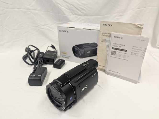 Sony Handycam FDR-AX33 4K Digital Video Camera Some Plastic Damage Works Great