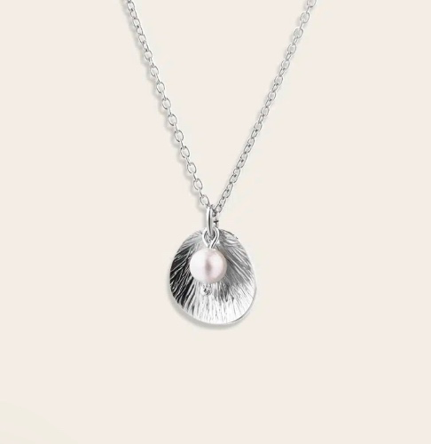 Lily necklace, Lumoava
