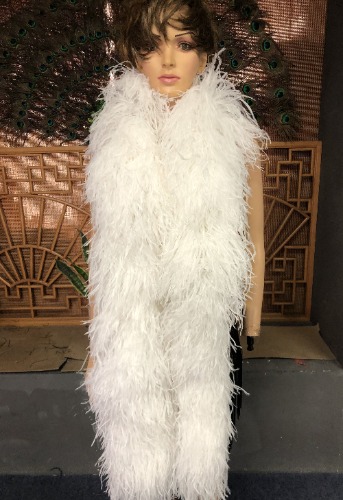 Luxurious White 25 Ply Ostrich Feather Boa | SLIVER LUREX