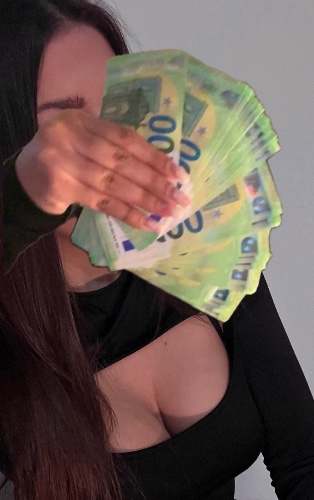 PER AVERE LA MIA ATTENZIONE