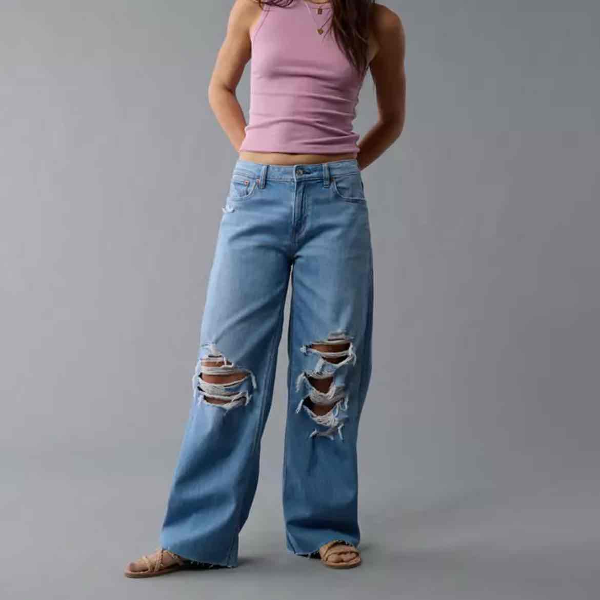 AE Dreamy Drape Stretch Ripped Low-Rise Baggy Wide-Leg Jean