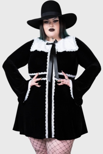 Infinity Coven Long Sleeve Dress [PLUS] | 3XL / Black / 94% Polyester 6% Elastane