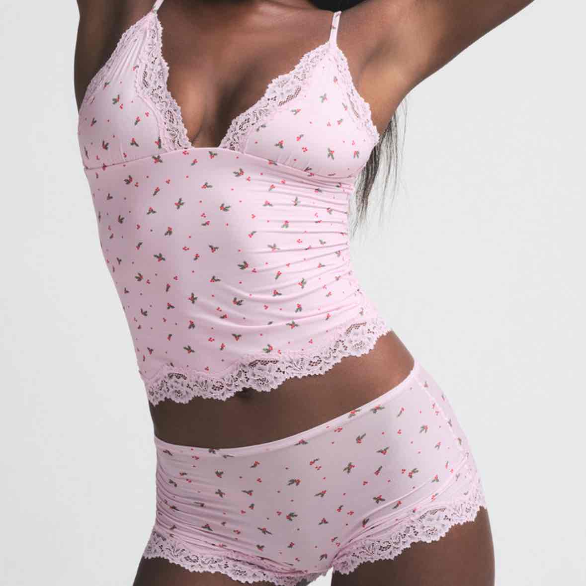 FITS EVERYBODY LACE TRIANGLE CAMI AND BOY SHORT SET | BABY PINK HOLLY PRINT
