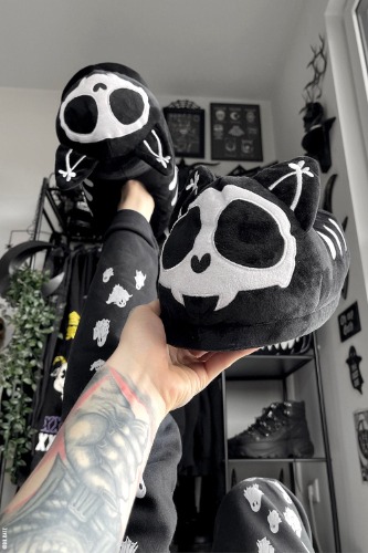 Skelekitty Slippers | S/M