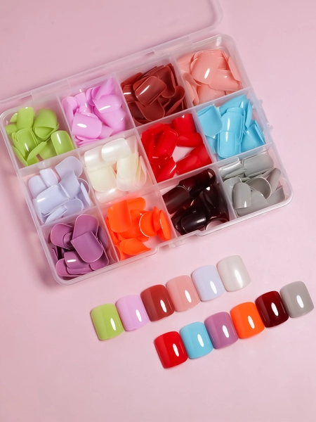 288pcs/box Square Glossy Solid Press on Nails, Short Lovely Assorted Color Nail Art Fake Nails Detachable Finished False Nails With Storage Box for Nail Art DIY