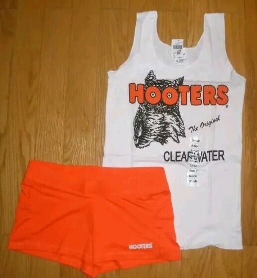 HOOTERS LARGE GIRLS AUTHENTIC  SEXY UNIFORM TOP &amp; SHORTS NEW 