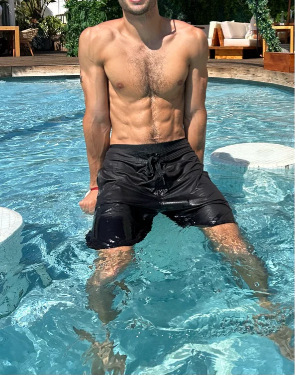 Worship my goddly body 